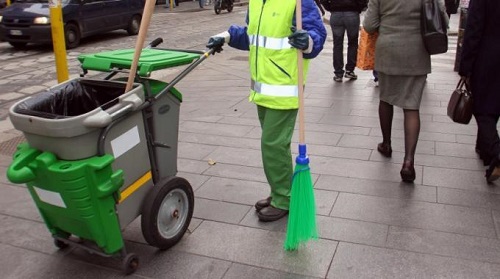 Amsa Assume Operatori Ecologici Per Raccolta Rifiuti Con Licenza Media